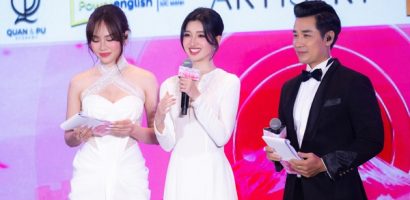 Phương Nhi tự tin ‘bắn’ tiếng Anh trong họp báo trao sash