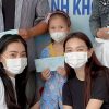 Thùy Tiên và bà Phạm Kim Dung ủng hộ 200 triệu tiền viện phí cho các bệnh nhân nhi