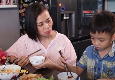 Câu chuyện cuộc sống: Than nghèo để dạy con, nên không?