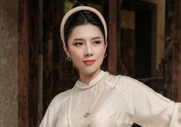Hoa hậu Dương Yến Nhung khoe vẻ đẹp trong trẻo