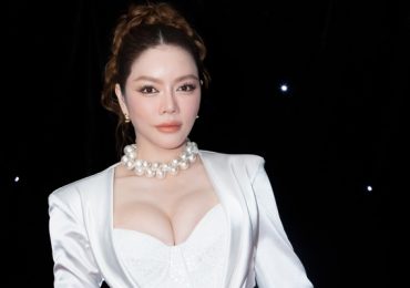 Lý Nhã Kỳ diện trang sức ngọc trai khủng dự show Lê Thanh Hòa