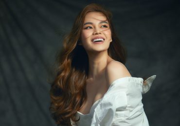 Trút bỏ vẻ ngoài sang trọng, kín đáo, Giang Hồng Ngọc lần đầu ‘nổi loạn’