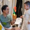 Dương Khắc Linh ‘đổi chiến thuật’ chơi cùng con