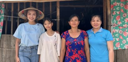 Ngọc Châu bật khóc, nhìn thây chính mình và mẹ trong câu chuyện của mẹ đơn thân