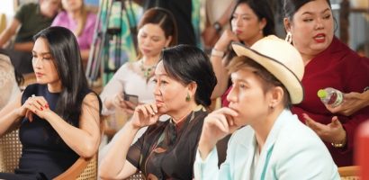 Ca sĩ Y Thanh giữ vững phong độ khi trở lại vai trò giám khảo sau 11 năm