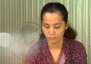 Câu chuyện mưu sinh cảm động của người mẹ khiếm thị đơn thân nuôi con ở Sóc Trăng