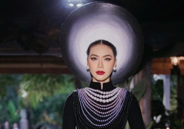 NTK Đinh Văn Thơ chọn Minh Tú thực hiện phần mở quan trọng cho show ‘Trăng Là…’