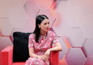 Hoàng Oanh choáng trước lịch học của cô bé ôn thi vào trường chuyên