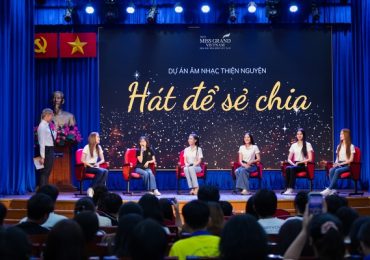 Thí sinh Miss Grand Vietnam 2023 tự tay chuẩn bị những phần quà ý nghĩa cho các bệnh nhi khó khăn