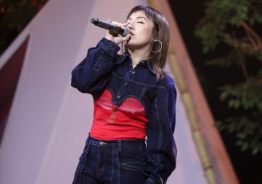 Huỳnh Tú ‘xé lòng’ khán giả khi tái hiện hit ‘Đừng yêu nữa em mệt rồi’