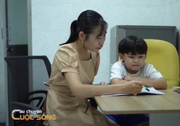 Câu chuyện cuộc sống: Giúp con học tại nhà hiệu quả