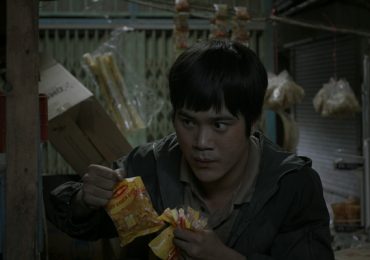 Trần Phong lạc lõng giữa chủng Zombie mới, đặt dấu hỏi về vai trò trong ‘Bến phà xác sống’