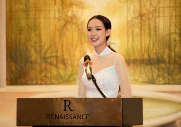 Hoa hậu Bảo Ngọc phát biểu giới thiệu toàn cảnh du lịch Việt Nam tại Hội chợ Du lịch Quốc tế TP.HCM 2023