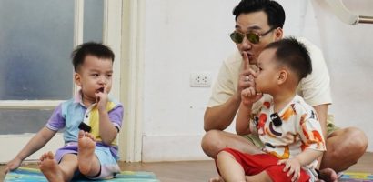 Mẹ vắng nhà ba là siêu nhân: MC Thành Trung ‘tốt nghiệp’ lớp nội trợ cơ bản