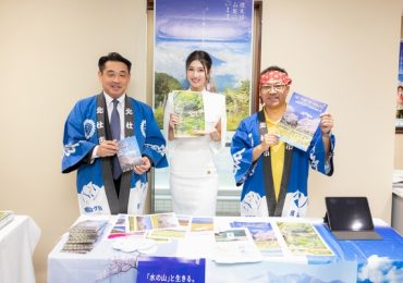 Phương Nhi tích cực hoạt động trước thềm thi quốc tế