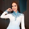 Lê Hoàng Phương diện áo dài họa tiết Hồ Gươm