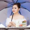 Điểm lại phong cách thời trang sang trọng của Hoa hậu Hoàng Thanh Nga khi làm giám khảo