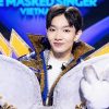 Chủ nhân hit ‘Nàng thơ’ không thể giấu chất giọng trời phú, lộ diện sau lớp mặt nạ Thỏ Xỏ Khuyên