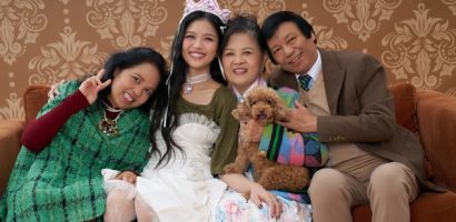 Suni Hạ Linh lần đầu khoe mẹ và chị gái trong dịp 20/10 