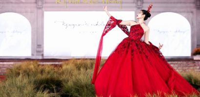 Hoa hậu Đỗ Hà hóa đào nương, biến sàn diễn thời trang thành sân khấu ca trù