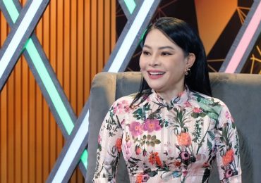 Đông Đào từng muốn dẹp trung tâm âm nhạc vì áp lực dạy học