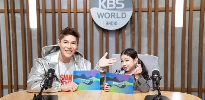 Mẫu nhí 7 tuổi Celine Nguyễn hồi hộp vì lần đầu được đài KBS phỏng vấn