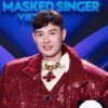 Hơn một thập kỷ ‘ngủ đông’, Bố Gấu cởi mặt nạ lộ diện chính là ca sĩ Hoàng Hải