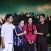 Quốc Trí – Huỳnh Thơ tái ngộ cùng người thân trên sóng ‘Chung sức chung lòng’