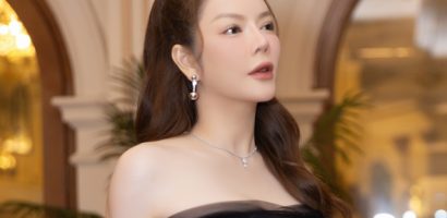 Lý Nhã Kỳ đeo trang sức 1,8 tỷ chơi Giáng sinh