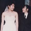 Cody Nam Võ hoá ‘cô dâu’, tình tứ bên cạnh ‘chú rể’ Khánh Vân trong MV mới