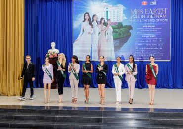 Thí sinh Miss Earth 2023 trao đổi về vấn đề môi trường với sinh viên