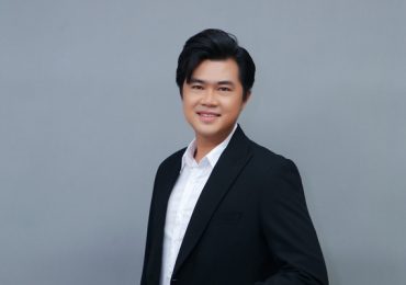 ‘Hoàng tử Bolero’ Nguyễn Phú Quí tiết lộ góc khuất của showbiz Việt