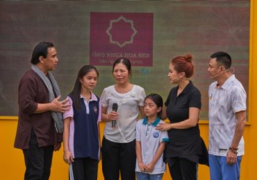 Quyền Linh, Tự Long xót xa em nhỏ liên tục mất cha mẹ trong cùng 1 năm