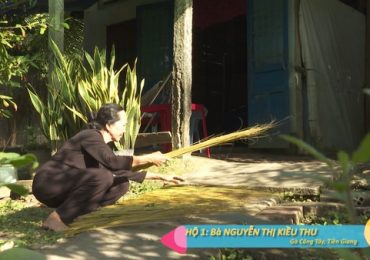 Chuyến xe nhân ái: Xót xa hoàn cảnh bà ngoại một mình nuôi cháu nhỏ mồ côi