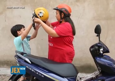Câu chuyện cuộc sống: Làm gương cho trẻ khi tham gia giao thông