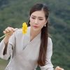 Hoàng Y Nhung hài lòng với cuộc sống ‘đầy ắp tình người’ hiện tại sau thăng trầm