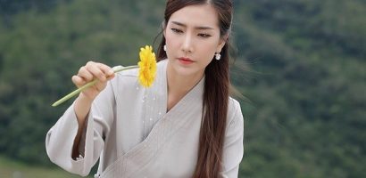 Hoàng Y Nhung hài lòng với cuộc sống ‘đầy ắp tình người’ hiện tại sau thăng trầm