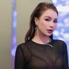 Trà Ngọc Hằng diện đầm xuyên thấy, thu hút mọi ánh nhìn