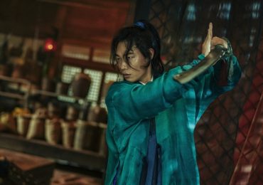 Giải mã loạt chi tiết bí ẩn trong bom tấn xuyên không ‘Alienoid 2: Đa chiều hỗn chiến’