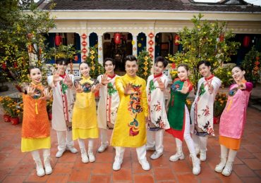 Ưng Hoàng Phúc ‘quậy’ hết cỡ trong MV xuân