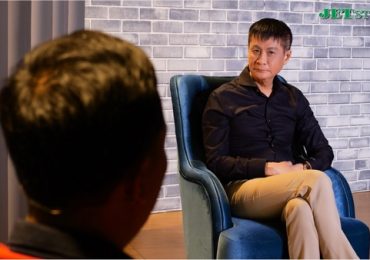 Người thứ 3: Bị vợ ‘cắm sừng’ tận ba lần, chồng vẫn bao dung tha thứ