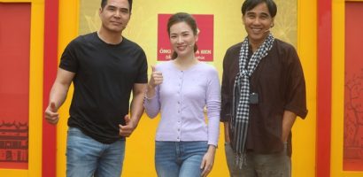 Trung Dũng và Đan Lê xúc động khi chứng kiến hoàn cảnh của em nhỏ mồ côi
