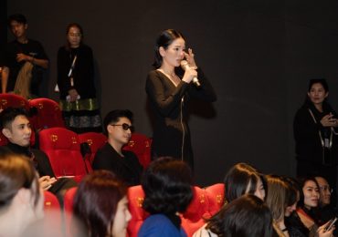 Lệ Quyên liên tục khóc khi xem phim ‘Mai’ của Trấn Thành