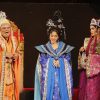 Tú Vi diễn kịch Tết cùng nghệ sĩ Việt Hương, Phi Phụng, Võ Tấn Phát
