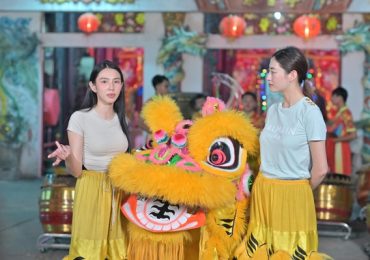 Hoa hậu Thùy Tiên, Lương Thùy Linh lần đầu biểu diễn múa lân, toát mồ hôi với loạt sự cố