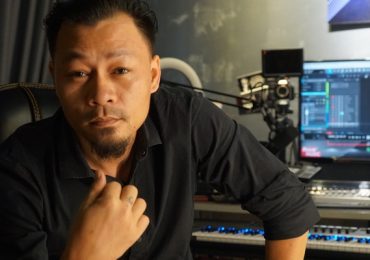 Đạo diễn ‘Sky Tour’ và ‘Tri Âm’ bắt tay nhạc sĩ Đức Huy làm concert