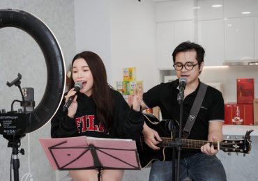 Trà Ngọc Hằng được người hâm mộ yêu cầu hát bolero liên tục 2 tiếng đồng hồ