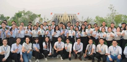 Xuân Hạnh, Thủy Tiên tự hào đứng vào hàng ngũ ‘Sinh viên với Khát vọng Non Sông’