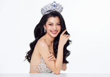 Á hậu Hoàng Nhung khoe thần thái cuốn hút, khí chất sang trọng