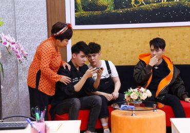 Xì-ta-up quảng cáo: Bức tranh đầy màu sắc của cuộc sống công sở